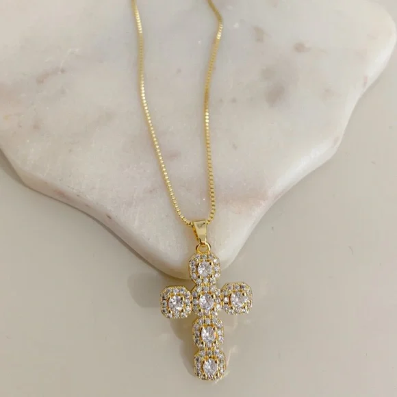 🎉HP🎉 Statement Cross Necklace | 14k Gold Filled - Picture 7 of 11